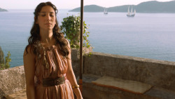 extant_GameOfThrones_3x10-Mhysa_3670