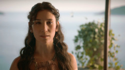 extant_GameOfThrones_3x10-Mhysa_3679