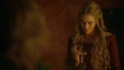 extant_GameOfThrones_3x10-Mhysa_3865