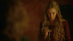 extant_GameOfThrones_3x10-Mhysa_3866