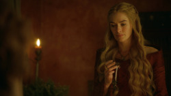 extant_GameOfThrones_3x10-Mhysa_3897