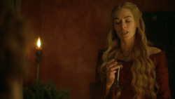 extant_GameOfThrones_3x10-Mhysa_3899