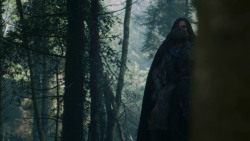 extant_GameOfThrones_3x10-Mhysa_4075