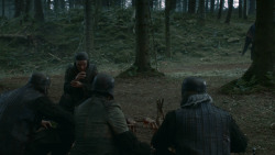 extant_GameOfThrones_3x10-Mhysa_4097