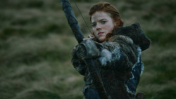 extant_GameOfThrones_3x10-Mhysa_4385