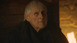 extant_GameOfThrones_3x10-Mhysa_4499