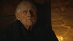 extant_GameOfThrones_3x10-Mhysa_4660