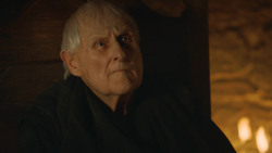 extant_GameOfThrones_3x10-Mhysa_4710