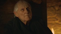 extant_GameOfThrones_3x10-Mhysa_4711