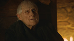 extant_GameOfThrones_3x10-Mhysa_4713