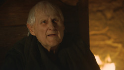 extant_GameOfThrones_3x10-Mhysa_4793