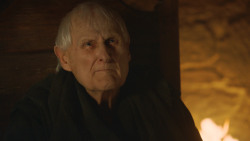 extant_GameOfThrones_3x10-Mhysa_4802