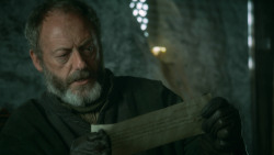 extant_GameOfThrones_3x10-Mhysa_4824
