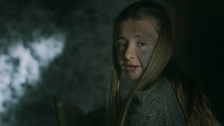 extant_GameOfThrones_3x10-Mhysa_4861