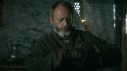 extant_GameOfThrones_3x10-Mhysa_4878