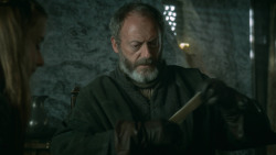 extant_GameOfThrones_3x10-Mhysa_4879