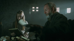 extant_GameOfThrones_3x10-Mhysa_4880