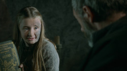 extant_GameOfThrones_3x10-Mhysa_4894