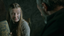 extant_GameOfThrones_3x10-Mhysa_4896