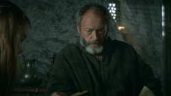extant_GameOfThrones_3x10-Mhysa_4904