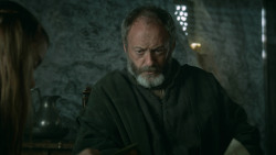 extant_GameOfThrones_3x10-Mhysa_4905