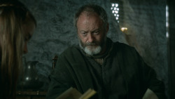 extant_GameOfThrones_3x10-Mhysa_4908