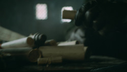 extant_GameOfThrones_3x10-Mhysa_4931