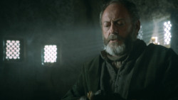 extant_GameOfThrones_3x10-Mhysa_4934