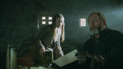 extant_GameOfThrones_3x10-Mhysa_4989