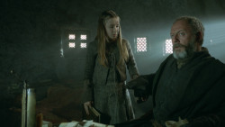 extant_GameOfThrones_3x10-Mhysa_4995