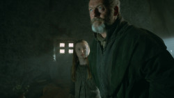 extant_GameOfThrones_3x10-Mhysa_4999