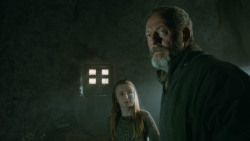 extant_GameOfThrones_3x10-Mhysa_5002