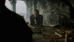extant_GameOfThrones_3x10-Mhysa_5034