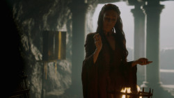 extant_GameOfThrones_3x10-Mhysa_5064