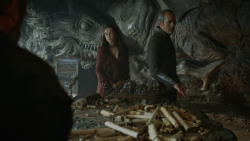 extant_GameOfThrones_3x10-Mhysa_5111