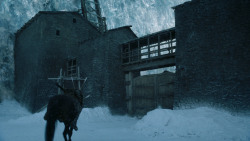 extant_GameOfThrones_3x10-Mhysa_5458