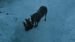 extant_GameOfThrones_3x10-Mhysa_5465
