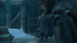extant_GameOfThrones_3x10-Mhysa_5486