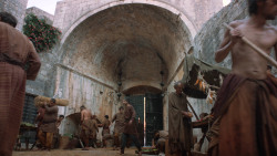 extant_GameOfThrones_3x10-Mhysa_5560