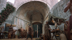extant_GameOfThrones_3x10-Mhysa_5561