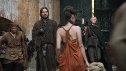 extant_GameOfThrones_3x10-Mhysa_5580