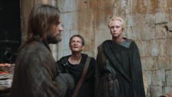 extant_GameOfThrones_3x10-Mhysa_5593