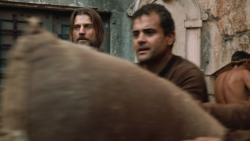 extant_GameOfThrones_3x10-Mhysa_5597