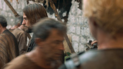 extant_GameOfThrones_3x10-Mhysa_5609