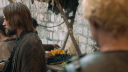 extant_GameOfThrones_3x10-Mhysa_5612