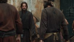 extant_GameOfThrones_3x10-Mhysa_5614