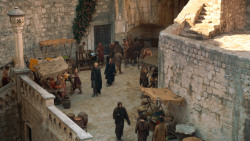 extant_GameOfThrones_3x10-Mhysa_5628