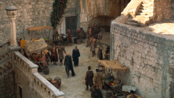 extant_GameOfThrones_3x10-Mhysa_5631