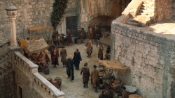 extant_GameOfThrones_3x10-Mhysa_5632