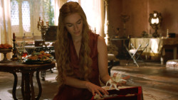 extant_GameOfThrones_3x10-Mhysa_5636